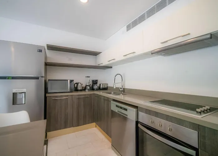 1br On Calle 38 - Pet Friendly, Pools & Gym * Playa del Carmen