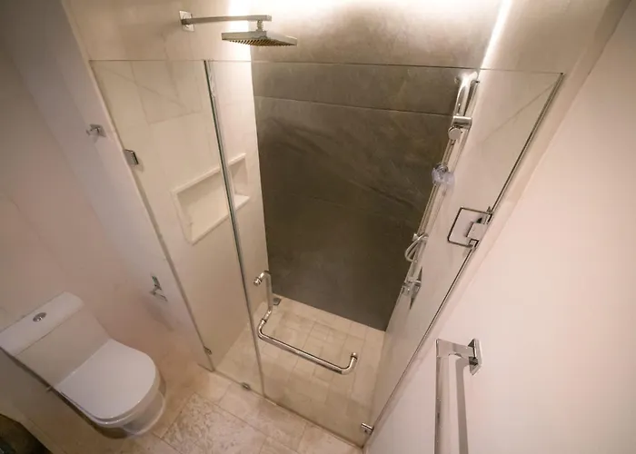 1br On Calle 38 - Pet Friendly, Pools & Gym
